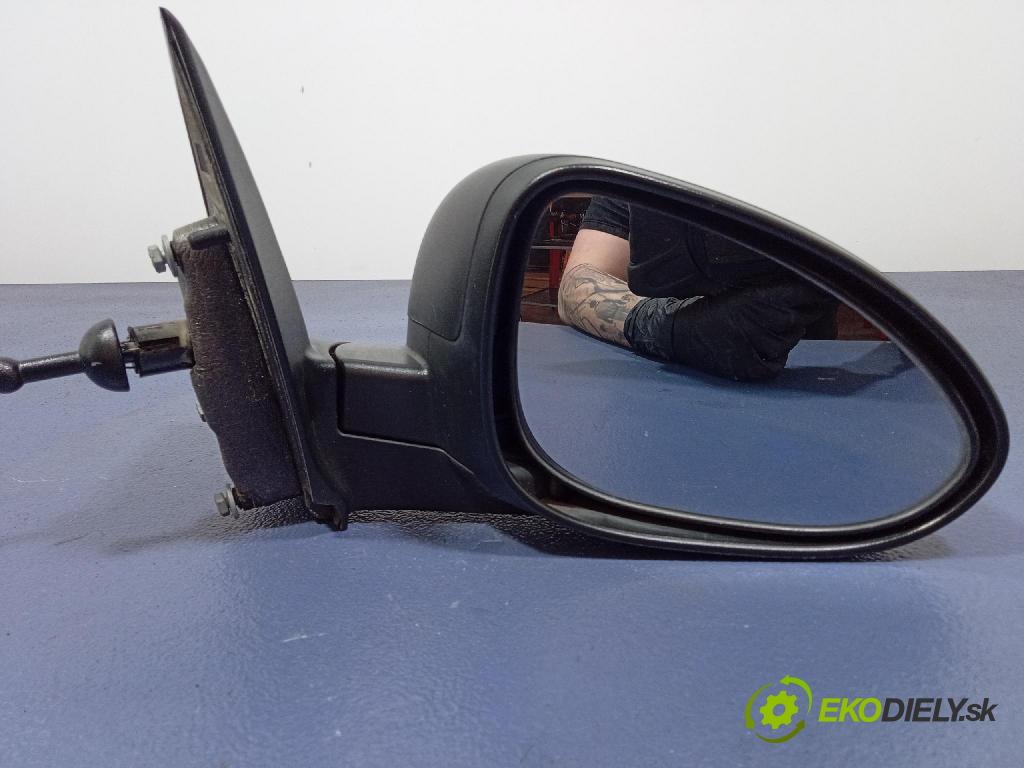 Chevrolet Aveo 2012 zrkadlo pravé