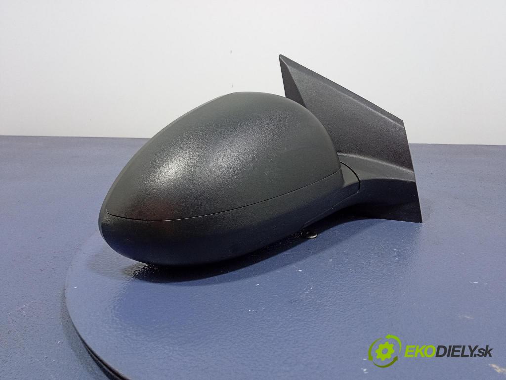 Chevrolet Aveo 2012 zrkadlo pravé