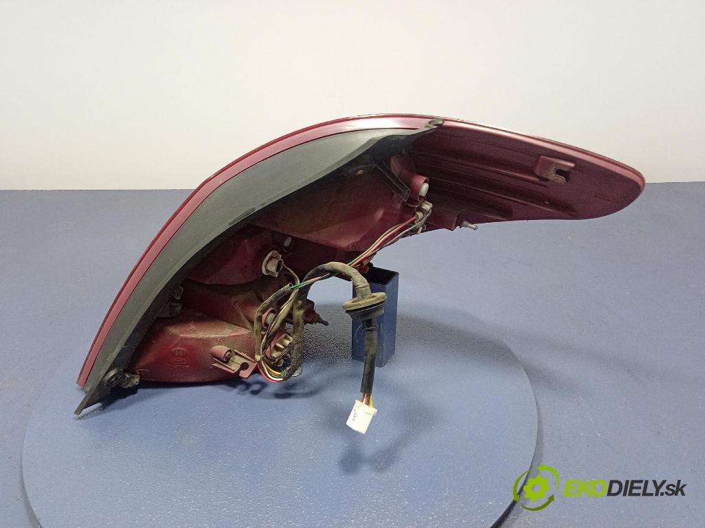 Hyundai I20 2011 svetlo / reflektor zad ľavá Vonkajsia: 92401-4P000