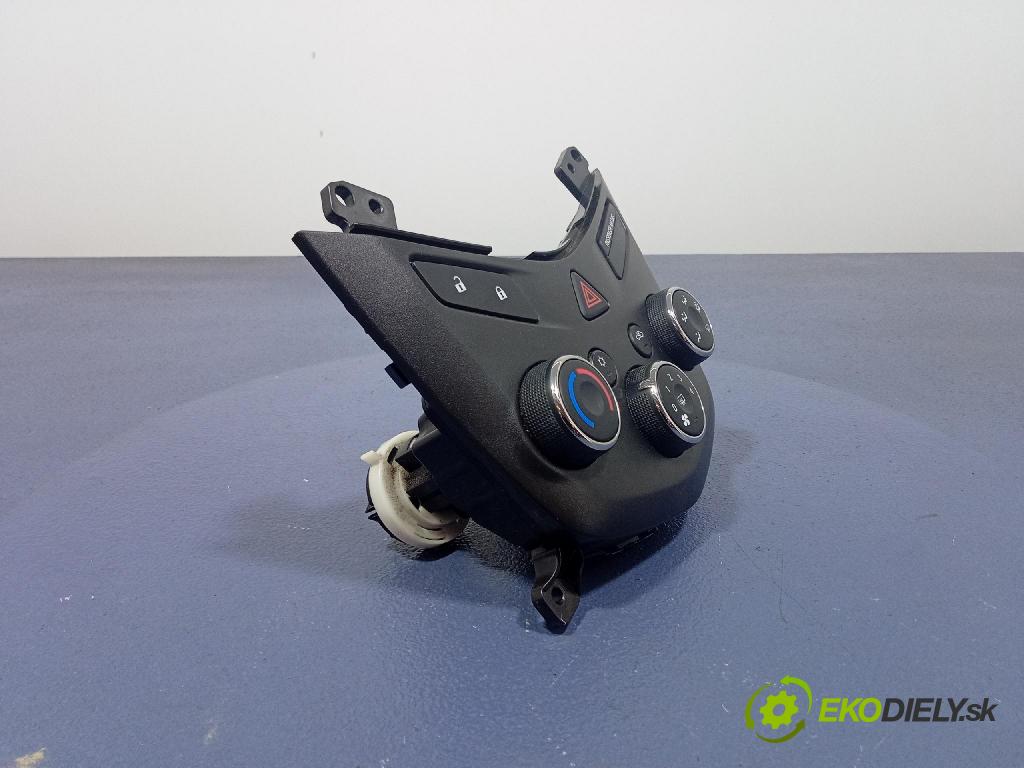 Chevrolet Aveo 2012 prepínač Klimatizácia: Prúd vzduchu: 95076683