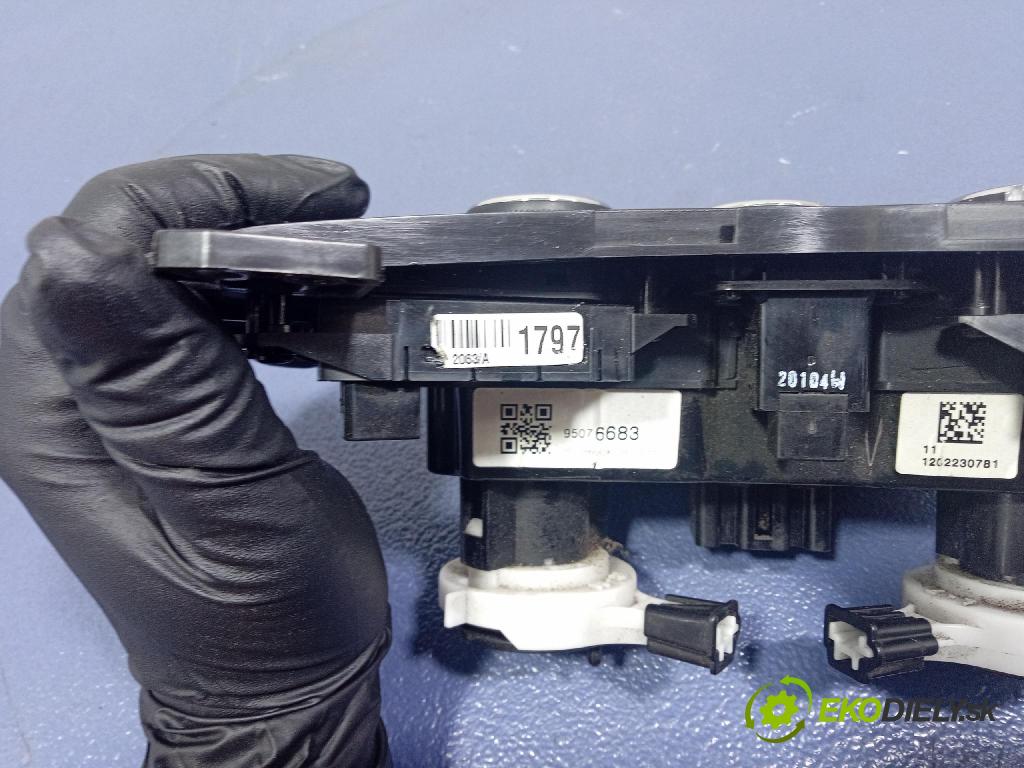 Chevrolet Aveo 2012 prepínač Klimatizácia: Prúd vzduchu: 95076683