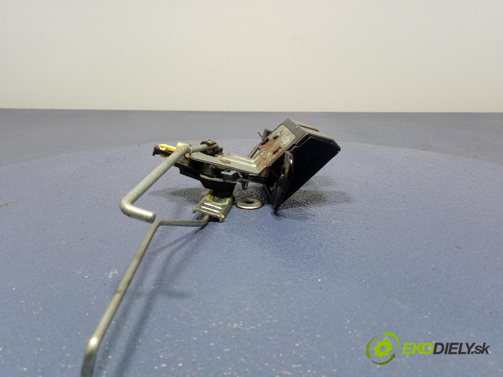 Hyundai I20 2011 zámok Klapky: kufra: