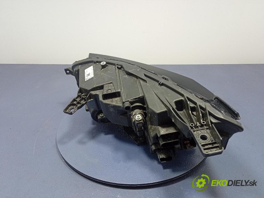 Renault Rafale 0 Reflektor: v pravo: 260104156R