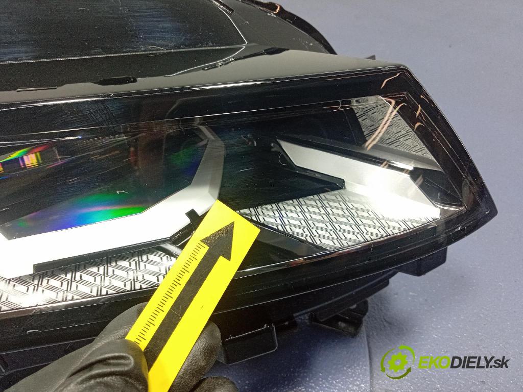 Renault Rafale 0 Reflektor: v pravo: 260104156R