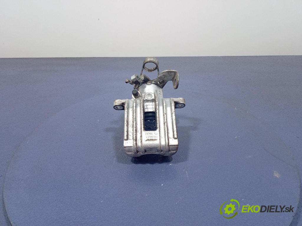 Audi A4 2003 brzdič brzdový zad Vľavo: CZH1310