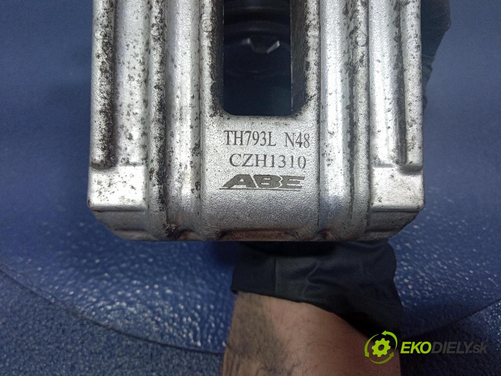 Audi A4 2003 brzdič brzdový zad Vľavo: CZH1310