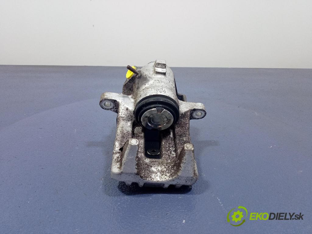 Audi A4 2003 brzdič brzdový zad v pravo: CZH1311