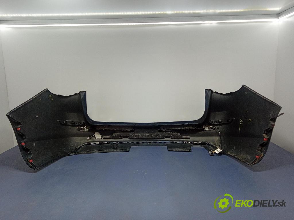 Opel Astra 2011 nárazník zad