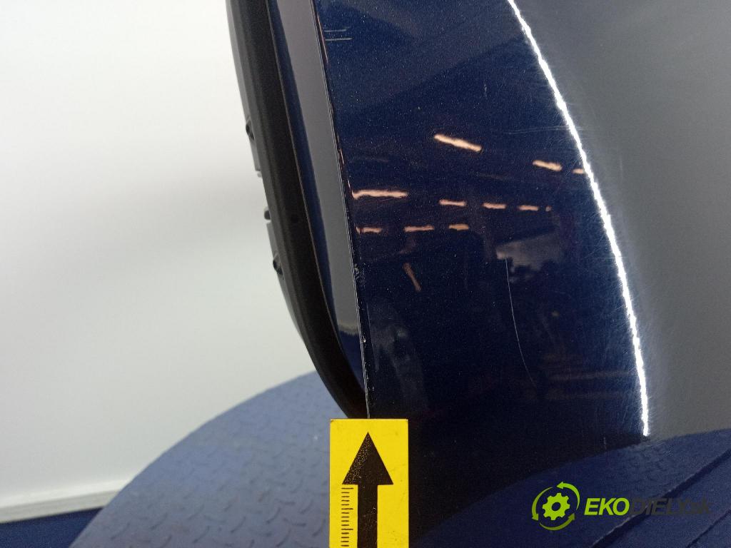 Opel Astra 2011 dveře před prave