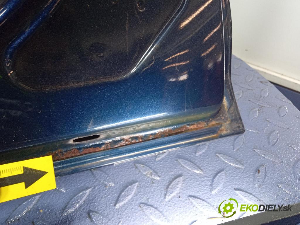 Opel Astra 2011 dveře před prave