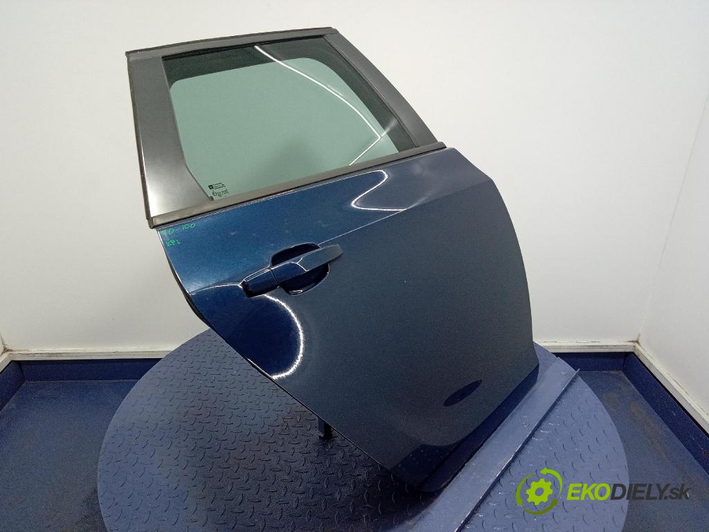 Opel Astra 2011 dvere zad pravé