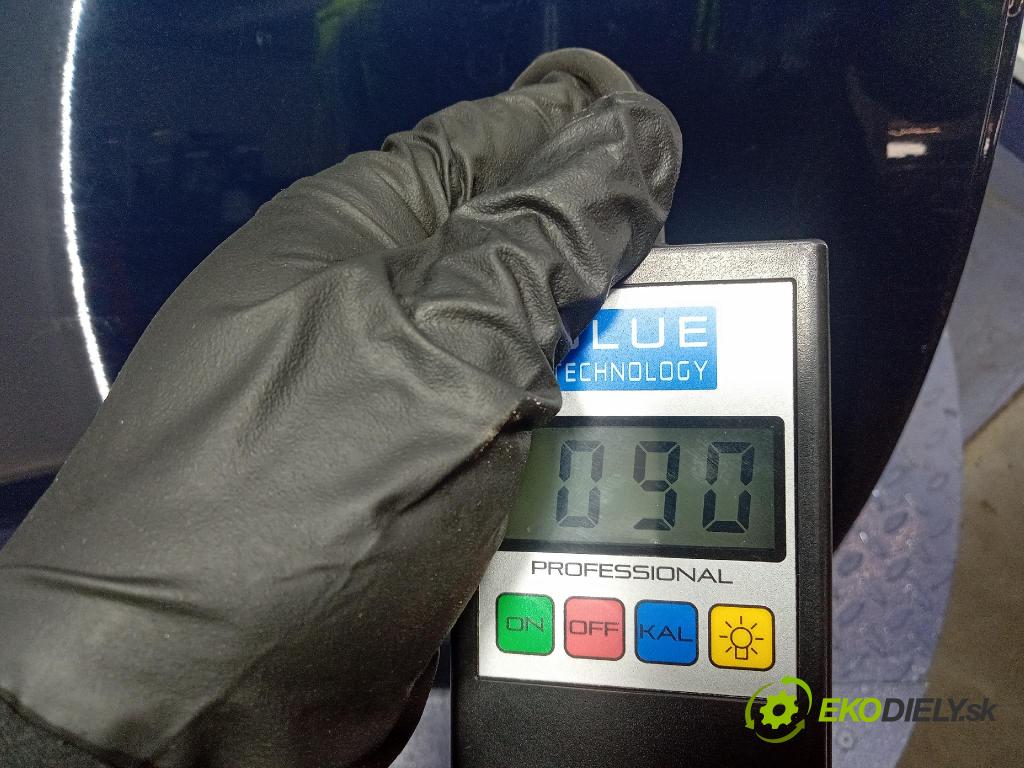 Opel Astra 2011 dvere zad pravé