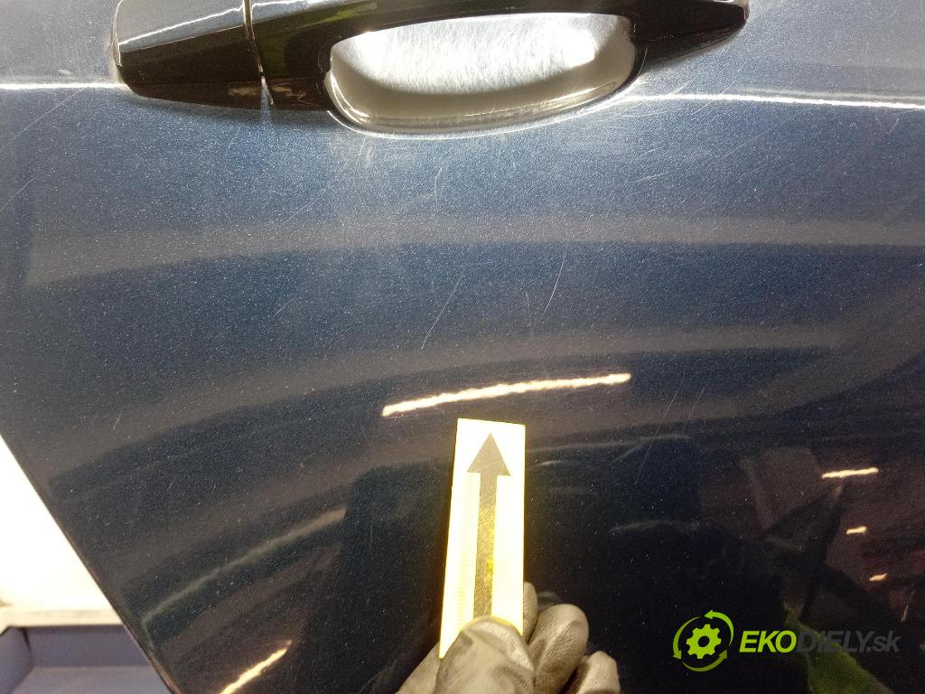 Opel Astra 2011 dvere zad pravé