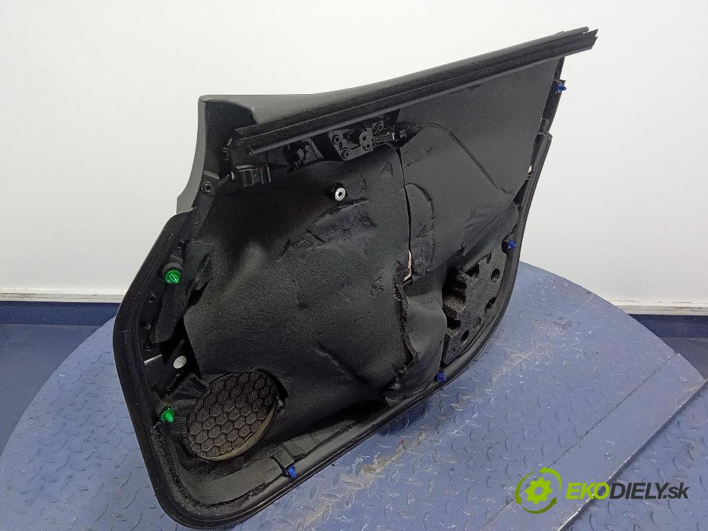 Opel Astra 2011 Tapacír: dveře před levá