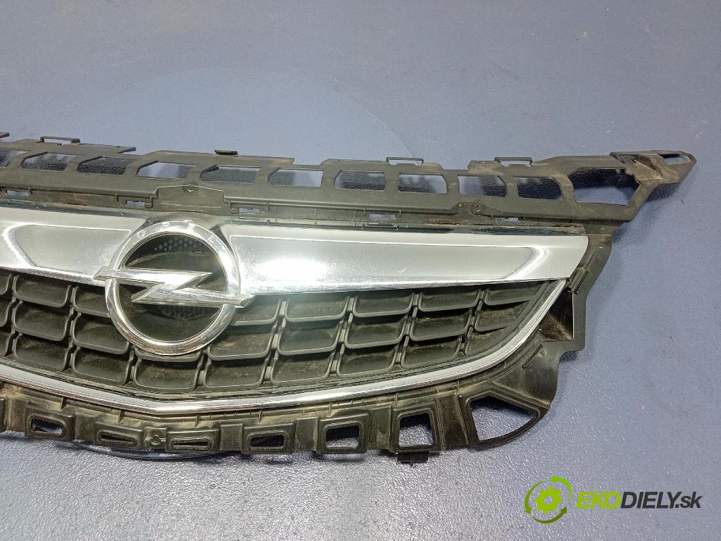 Opel Astra 2011 miežka / Gril: 13266577