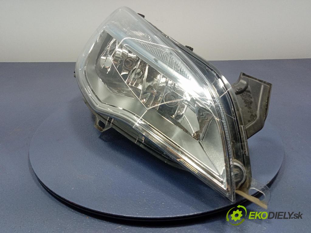 Opel Astra 2011 Reflektor: v pravo: 13253647RH