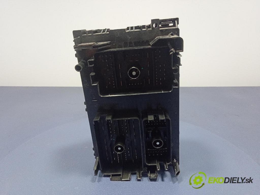 Opel Astra 2011 skrinka Poistky: 13343982