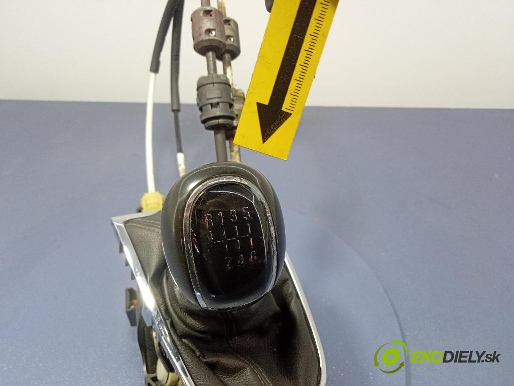 Opel Astra 2011 Páka: Zmeny: 55563829