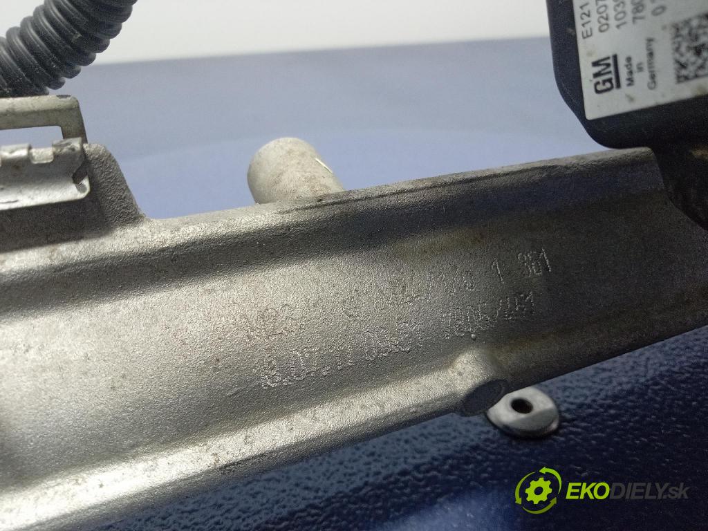 Opel Astra 2011 Ozubené kolo: volant 13363851