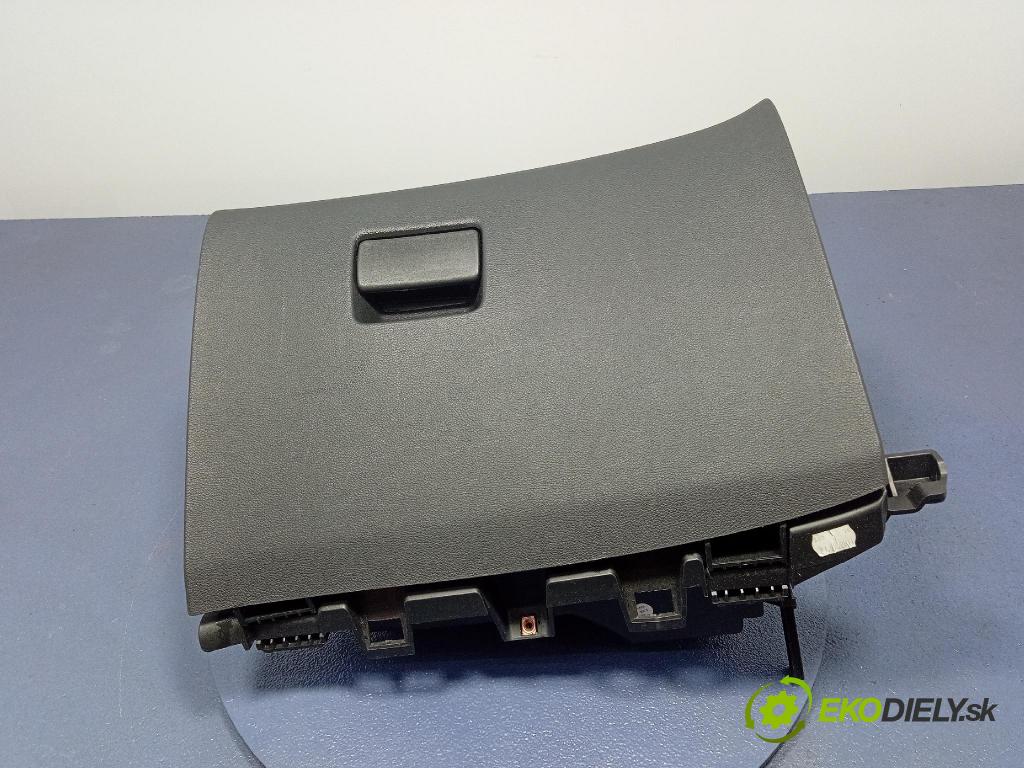 Opel Astra 2011 kastlík