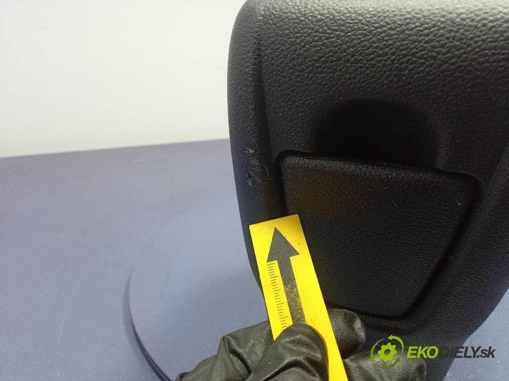 Opel Astra 2011 tunel Stredný: 13317404