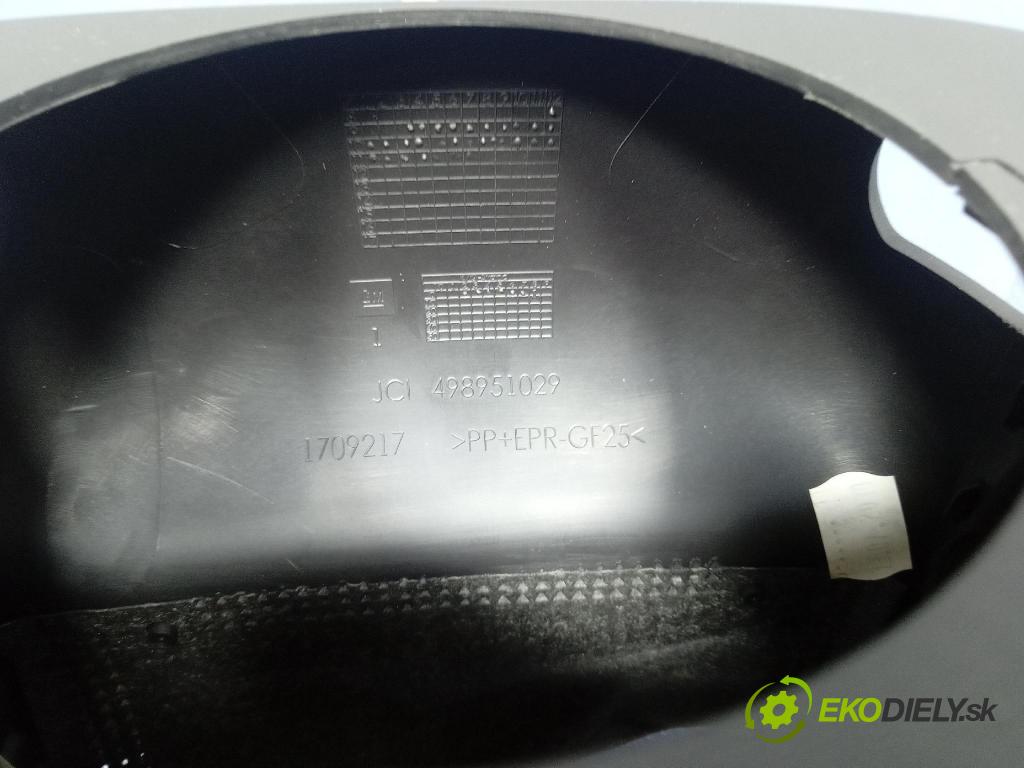 Opel Astra 2011 kryt Plast: Interiéry: 1709217