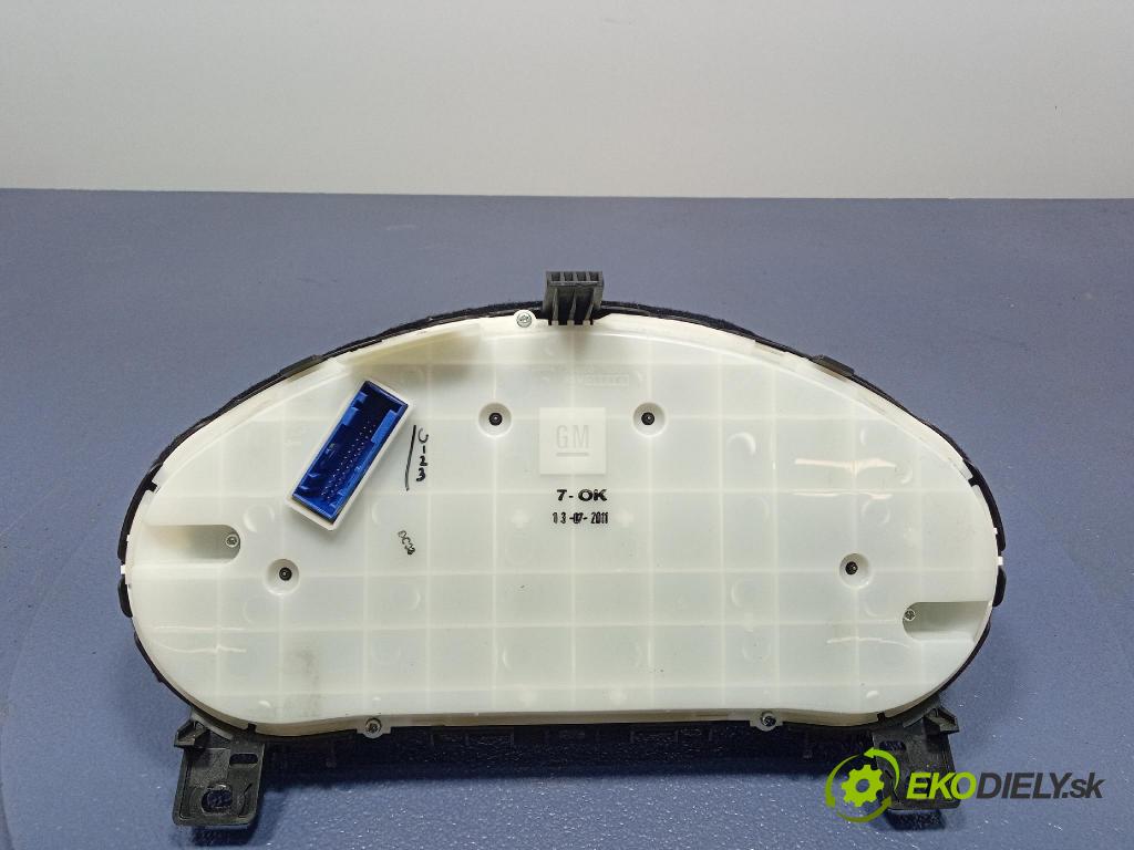 Opel Astra 2011 prístrojovka/ budíky 13355666