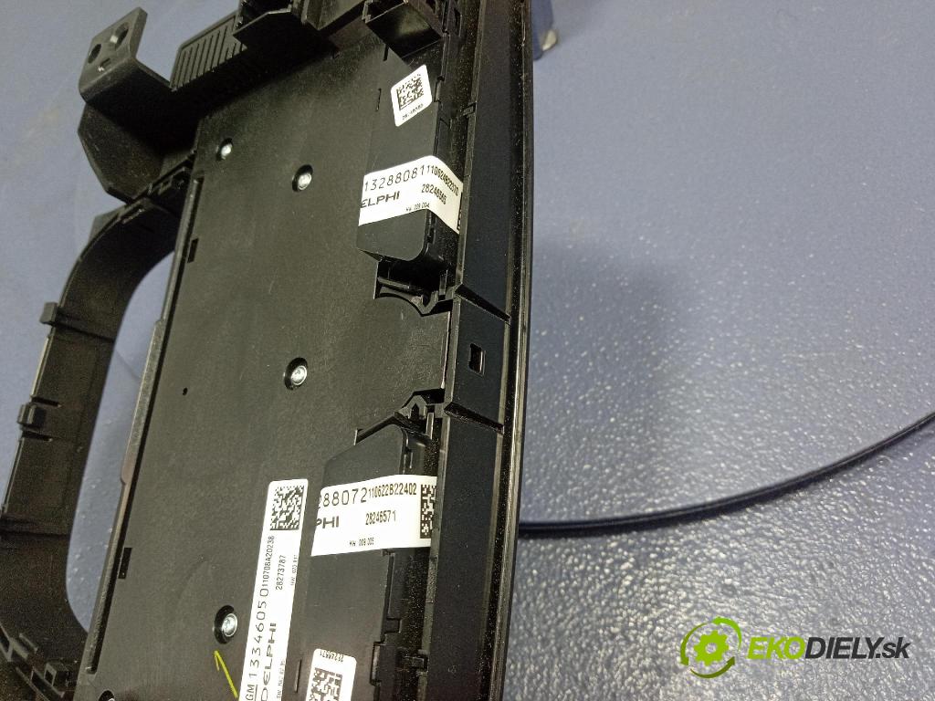 Opel Astra 2011 prepínač Rádio: Navigacia: 13346050