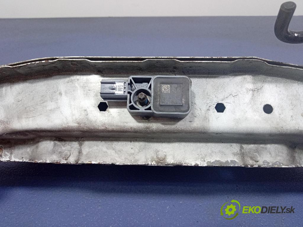 Chevrolet Aveo 2012 výstuha Predné: / pas predný