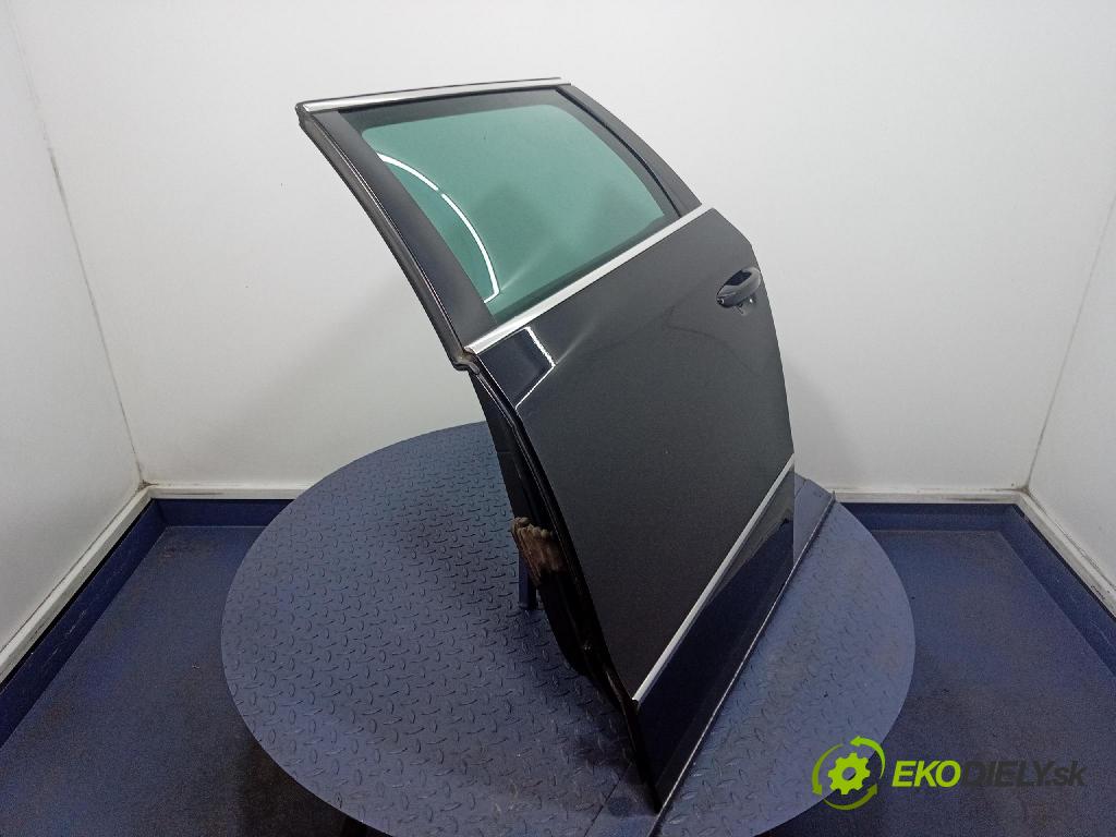 Vw Passat 2009 dvere zad Vľavo: