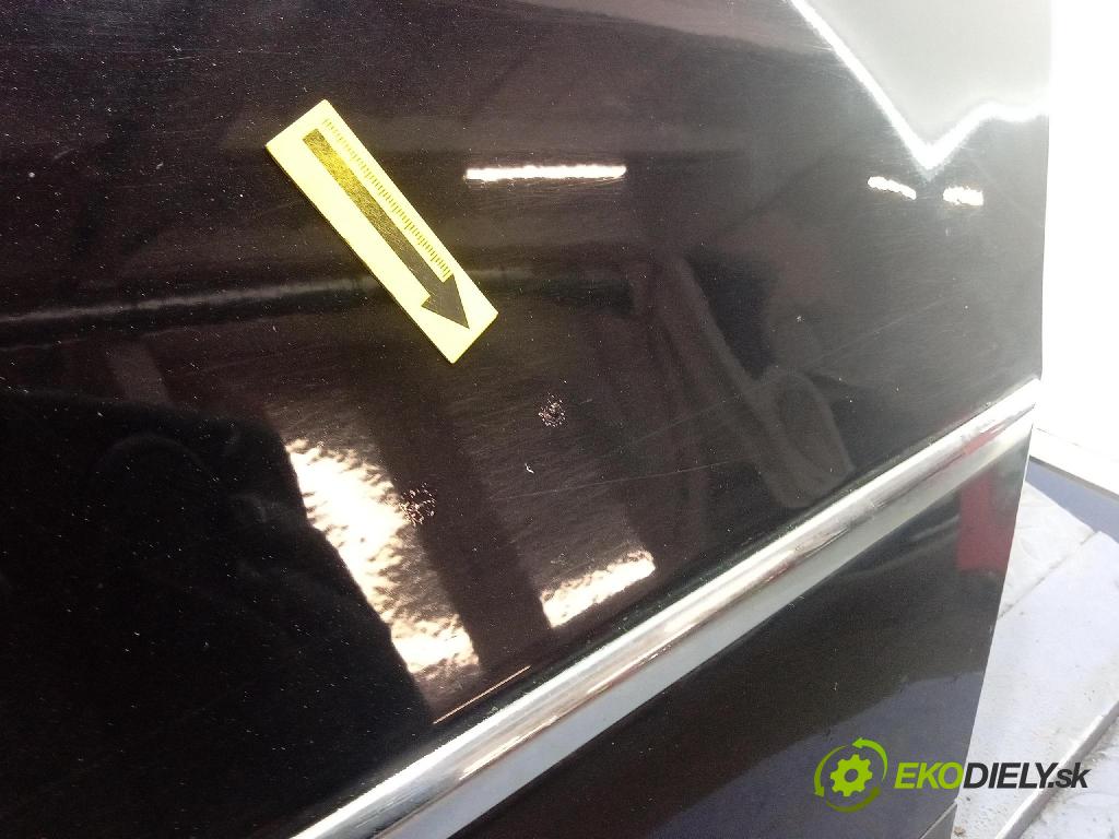 Vw Passat 2009 dvere zad Vľavo: