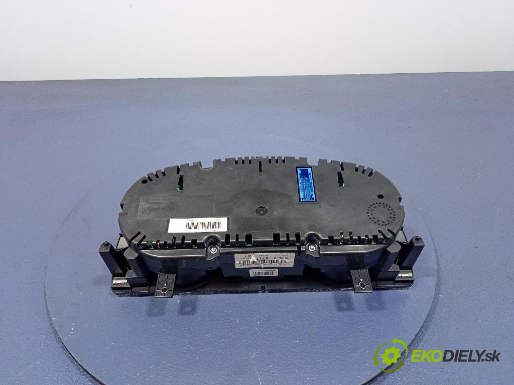 Vw Passat 2009 prístrojovka/ budíky 3C0920871T