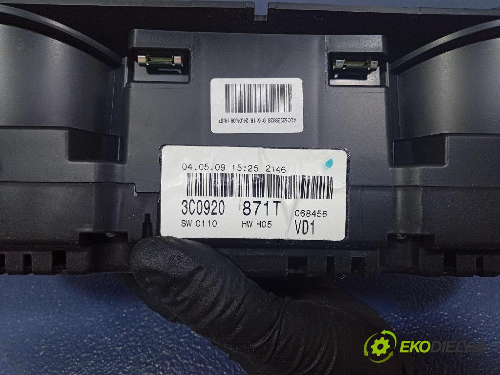 Vw Passat 2009 prístrojovka/ budíky 3C0920871T