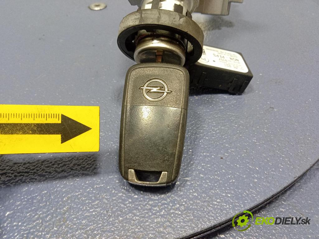 Opel Astra 2011 Spínač zapaľovania: 20939745