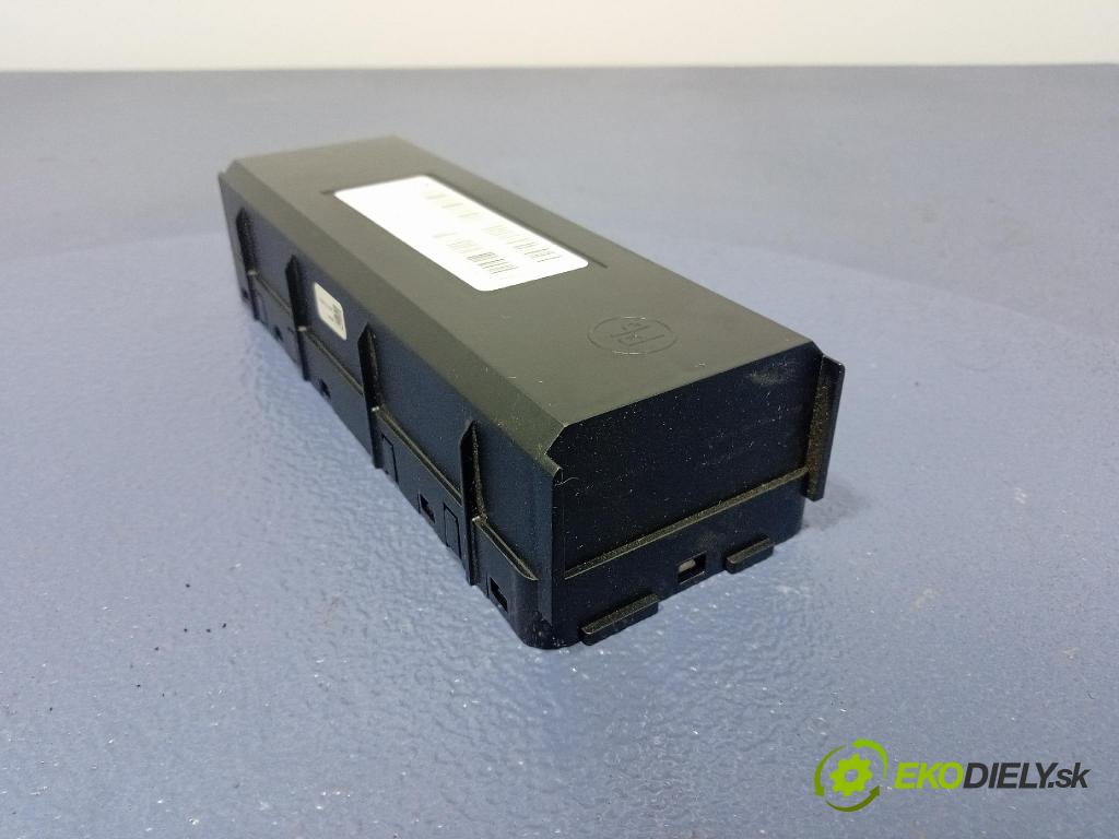 Opel Astra 2011 riadiaca jednotka 13578112