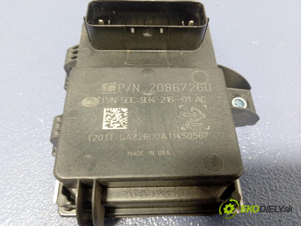 Opel Astra 2011 řídící jednotka 20867260