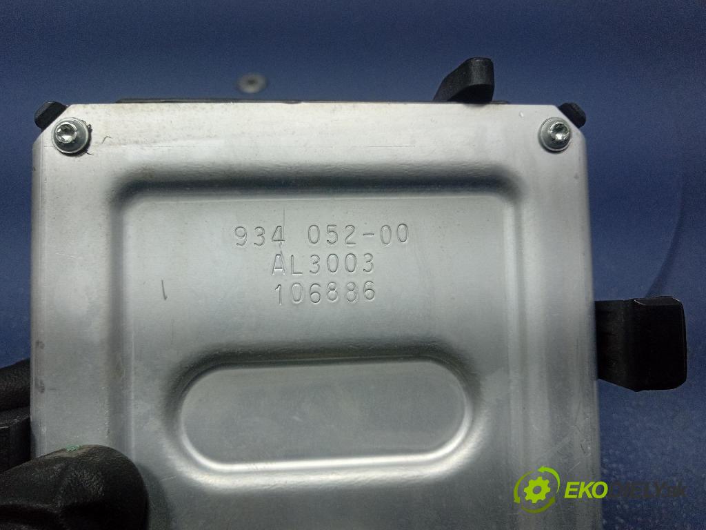 Opel Astra 2011 riadiaca jednotka 20867260