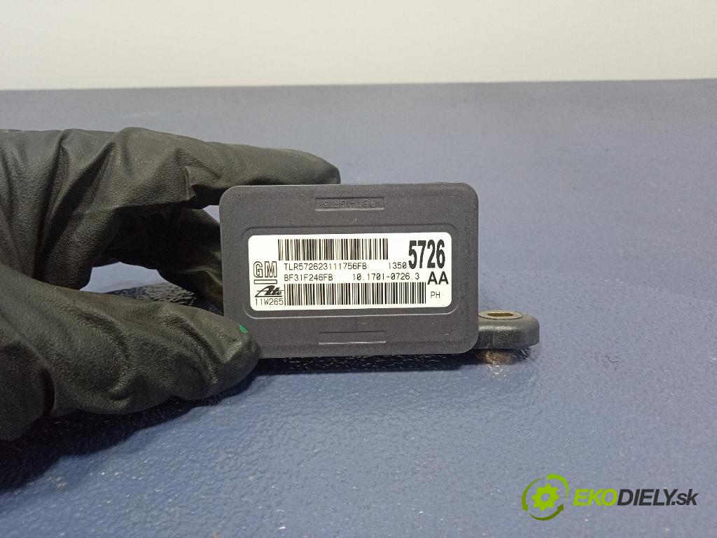 Opel Astra 2011 snímač ESP. 13505726