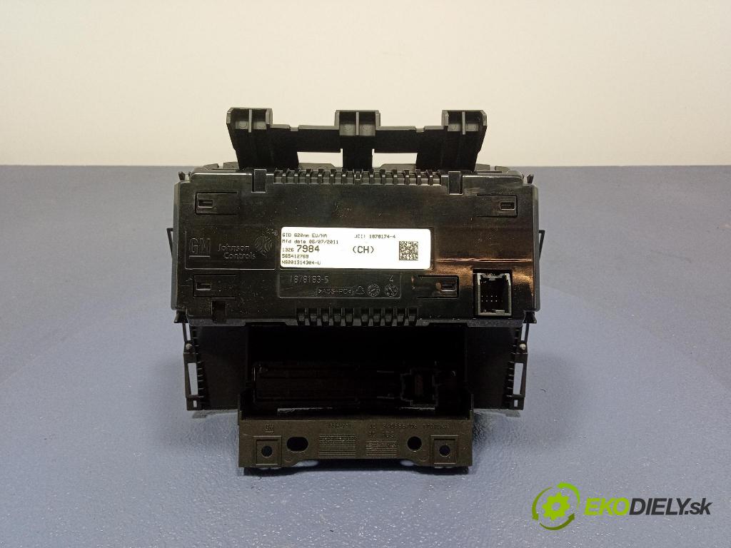 Opel Astra 2011 Zobrazit: Rádio: / GPS 13267984