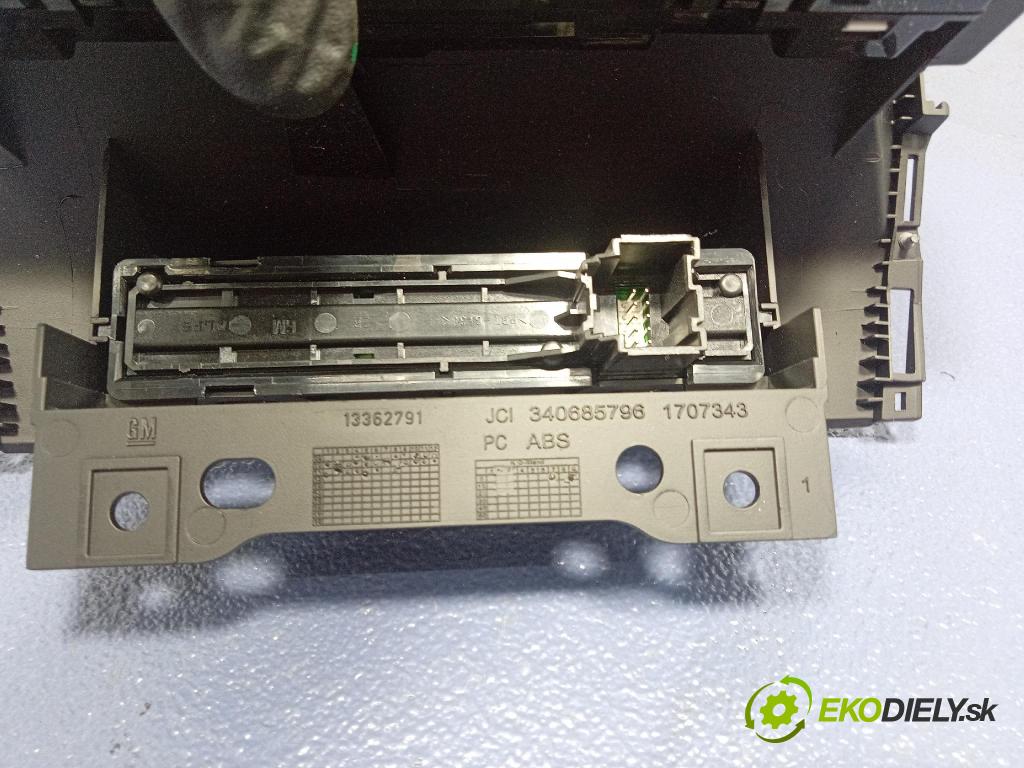 Opel Astra 2011 Zobrazit: Rádio: / GPS 13267984