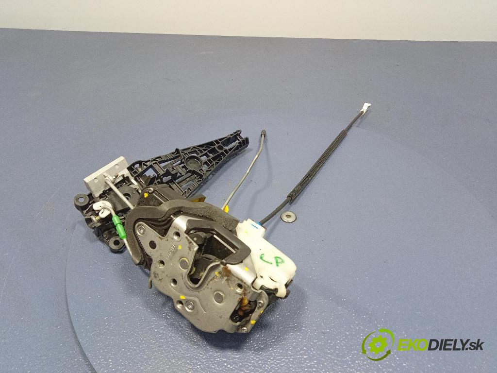 Opel Astra 2011 zámok dvere Predné Vľavo: 13577983