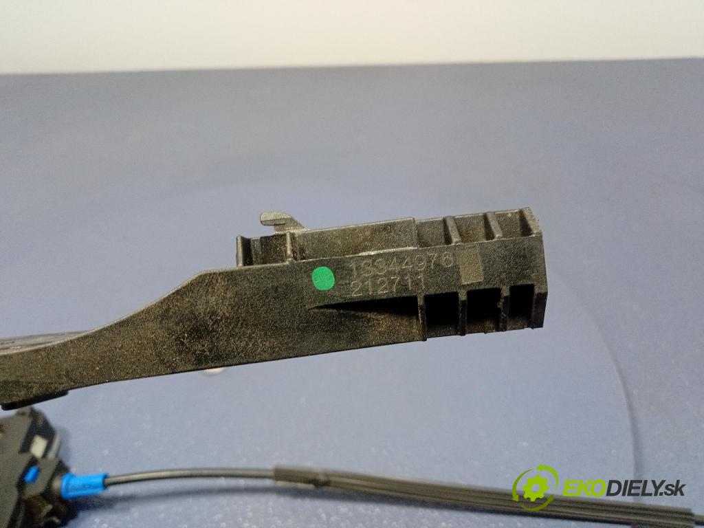 Opel Astra 2011 zámok dvere Predné Vľavo: 13577983