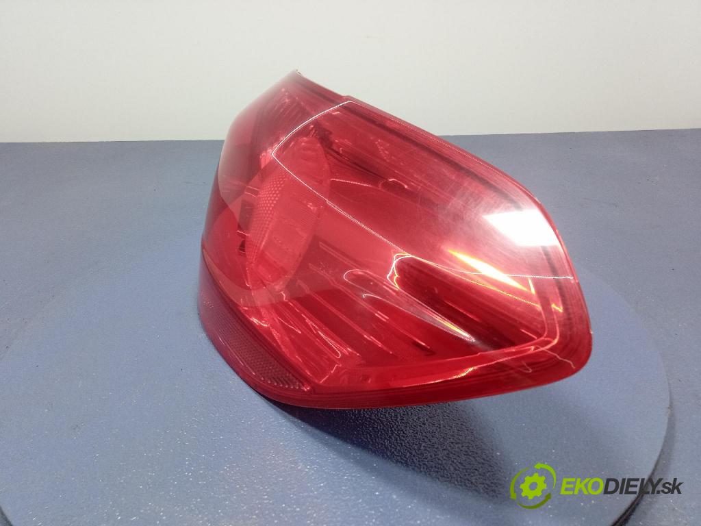 Opel Astra 2011 světlo Zad: Práva: Mimo: 13282243