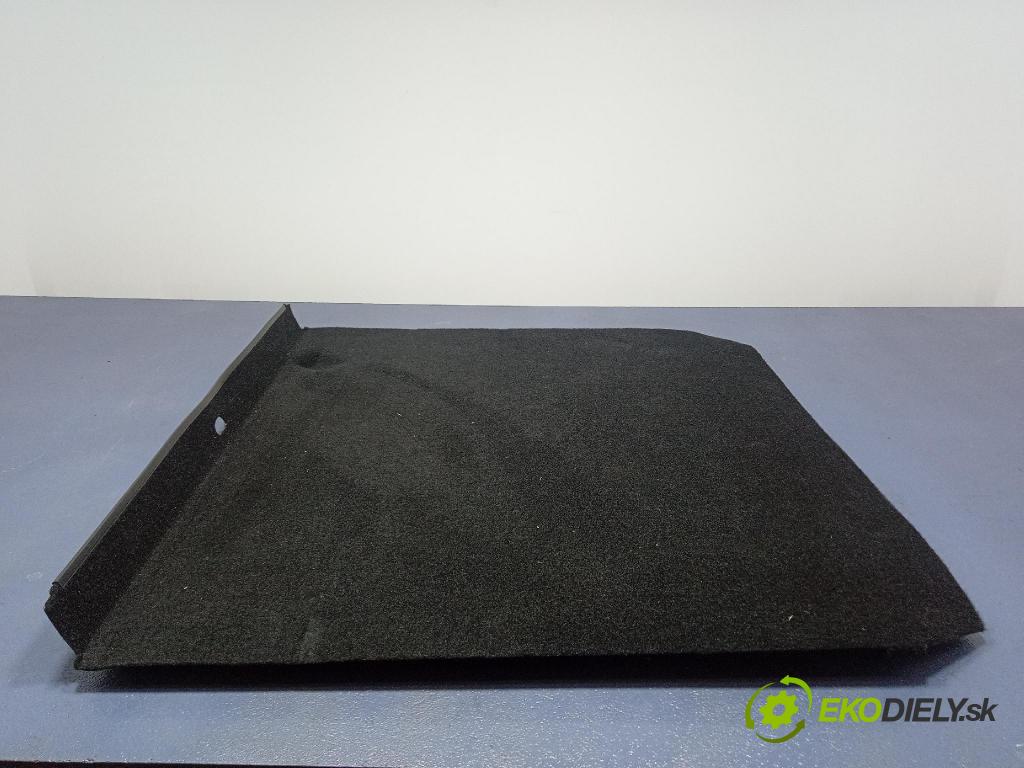 Opel Astra 2011 koberec do auta 13337726