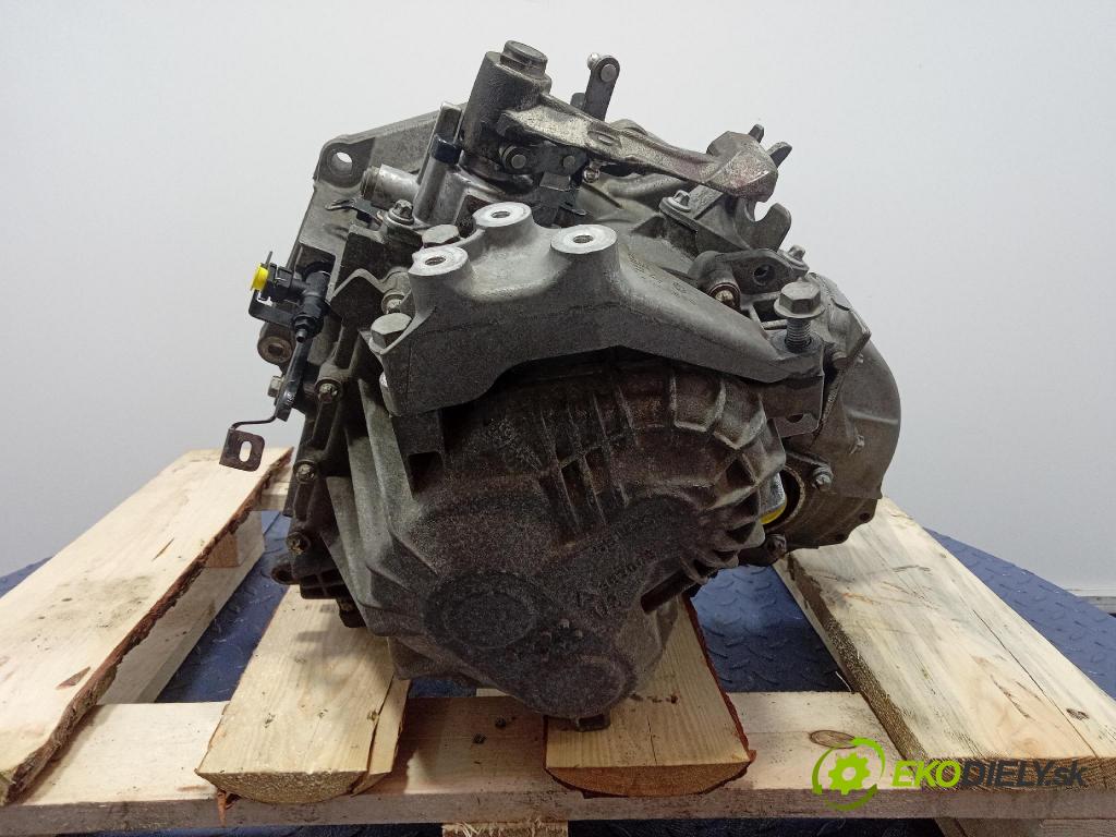 Opel Astra 2011 převodovka Ozubené kola: Manualna M320FA
