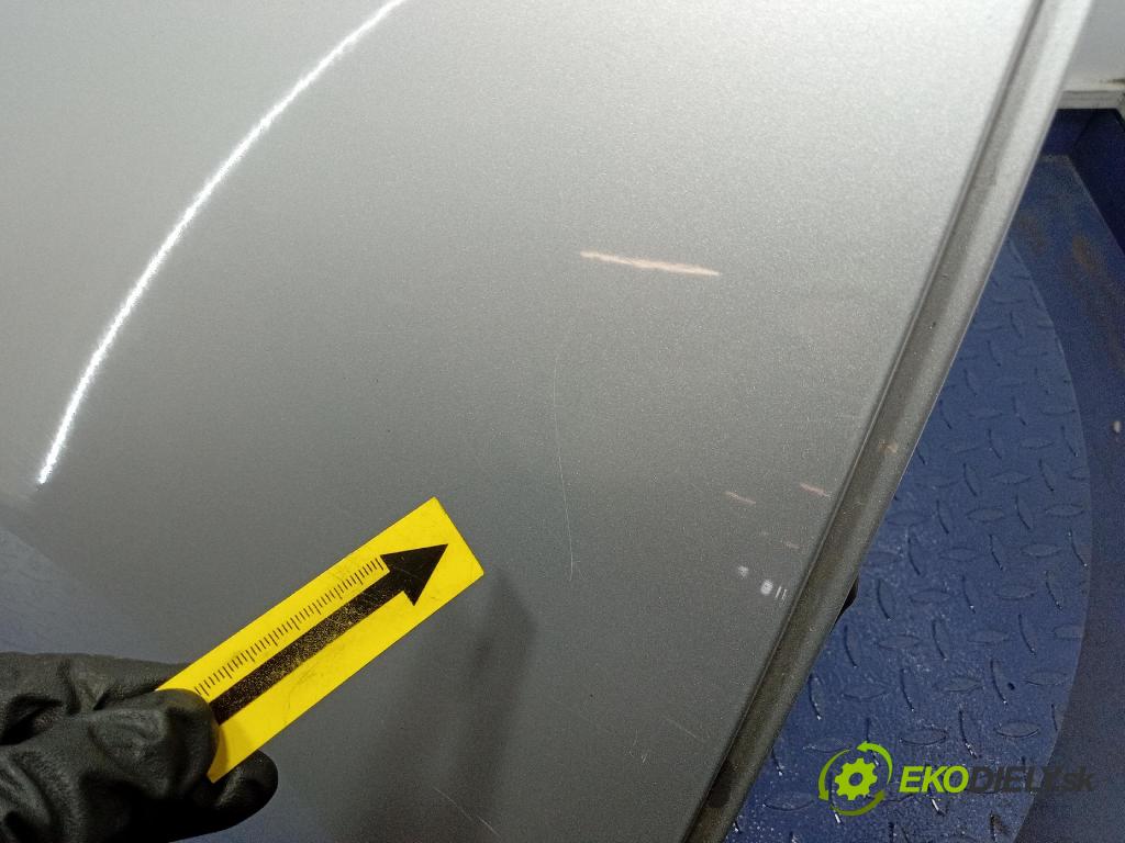 Audi A6 2006 dveře Zad: prave