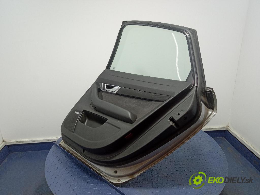 Audi A6 2006 dveře Zad: prave