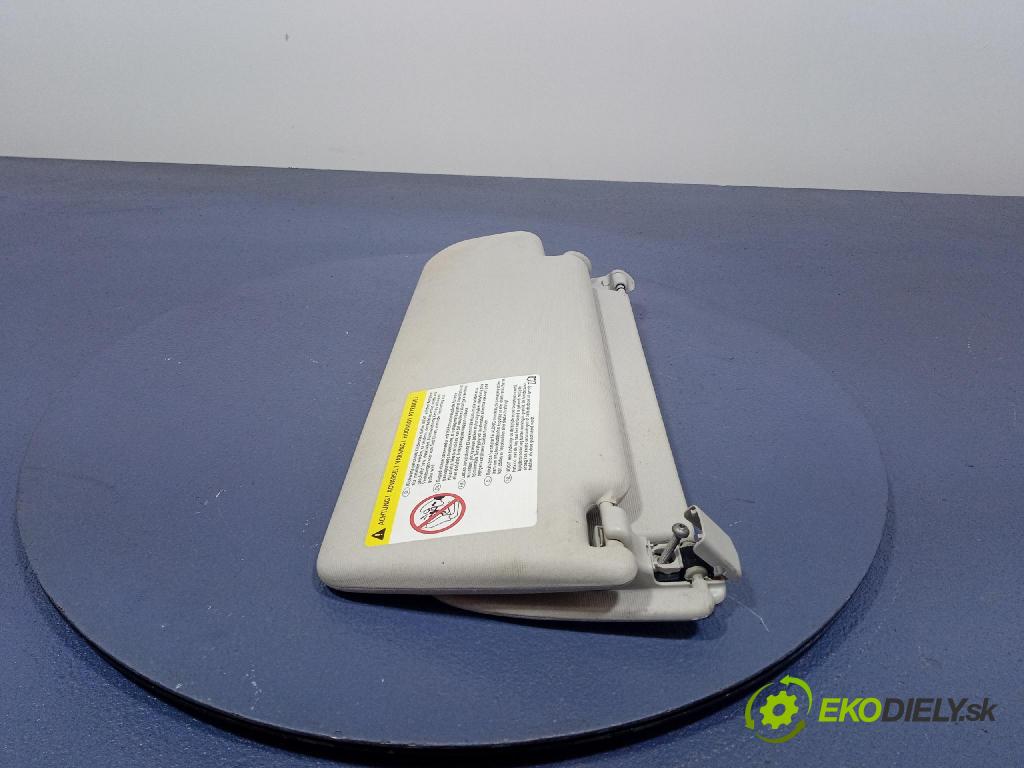 Vw Passat 2009 kryt slnečná clona