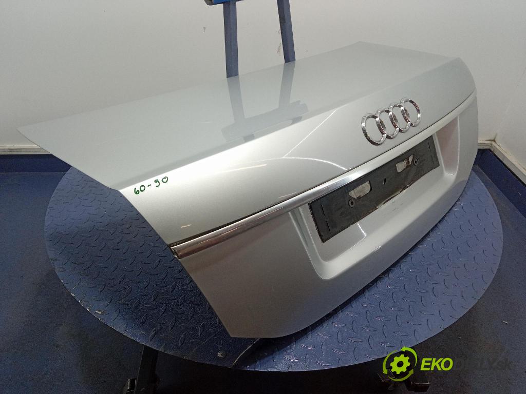 Audi A6 2006 zadna dveře kufra: kufra: