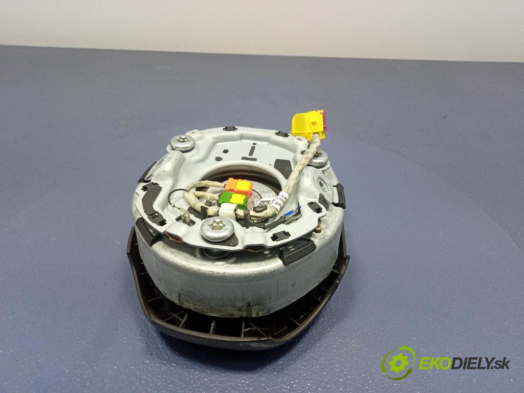 Audi A6 2006 Airbag: Řidiči: x 4F0880201AR